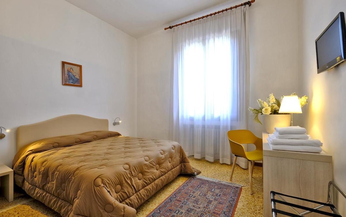 Locanda Al Santuario Peschiera del Garda Exterior foto
