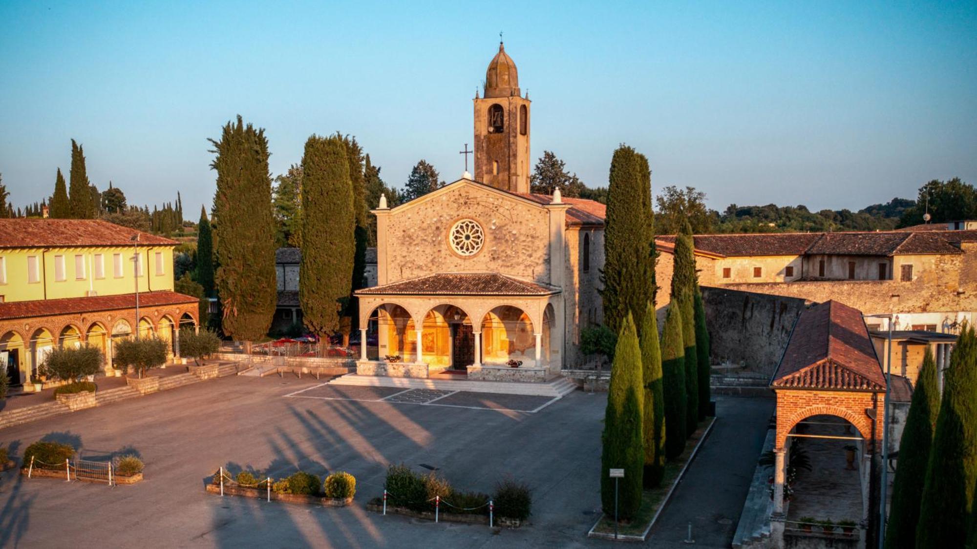 Locanda Al Santuario Peschiera del Garda Exterior foto